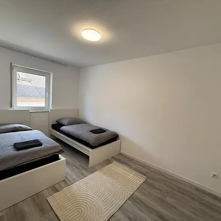Winkel 150qm * Эстрих-Винкель